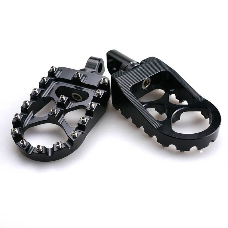 CNC Motorcycle Wide Foot Pegs Aluminum 360 degree Roating Adjustable Suitable for Harley Davidson Dyna Fatboy Iron 883 Sportster 883